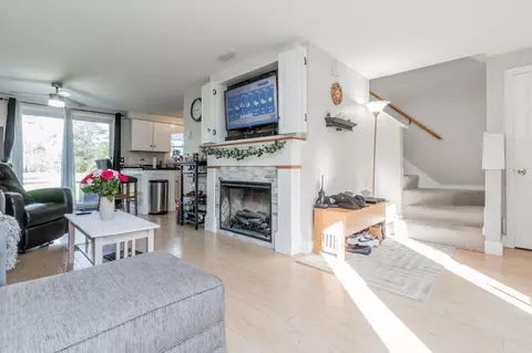 280 Longfellow St #10, Westbrook, ME 04092
