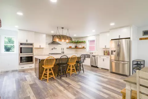 303 Ridge Rd, Fairfield, ME 04937