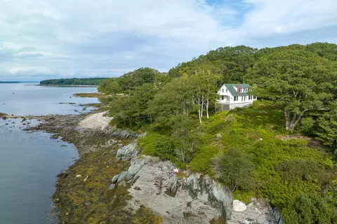 20 Anderson Ave, Portland, ME 04109