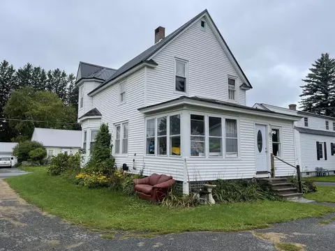 28 Wilson St, Presque Isle, ME 04769