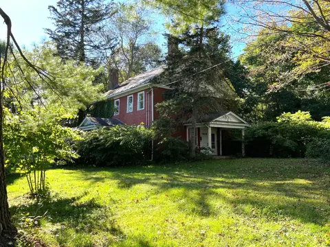 37 Loring Ave, Auburn, ME 04210