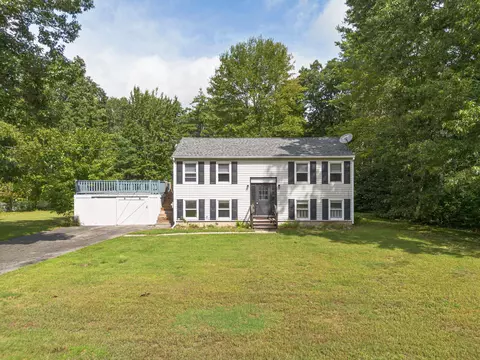 1624 Branch Rd, Wells, ME 04090