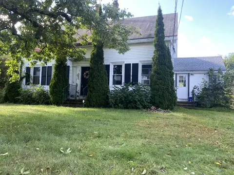 170 Alfred Rd, Kennebunk, ME 04043