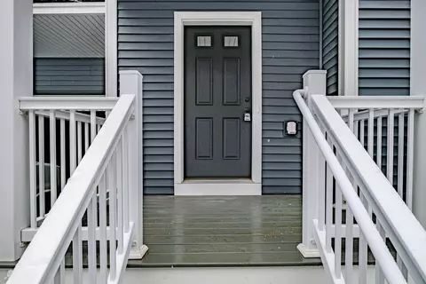 77 Lambert St #B2, Portland, ME 04103