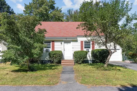 51 Wythburn Rd, South Portland, ME 04106