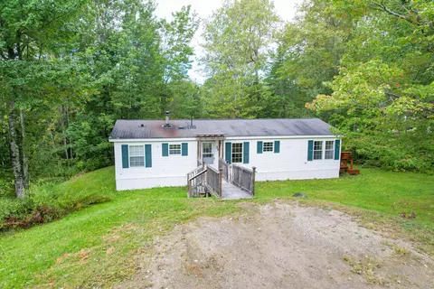 33 Amy Cir, Dresden, ME 04342