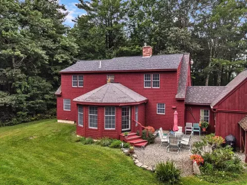 22 Vaughan Rd, Hallowell, ME 04347