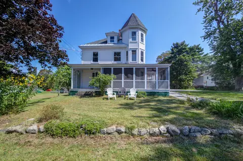 308 King St, Oxford, ME 04270