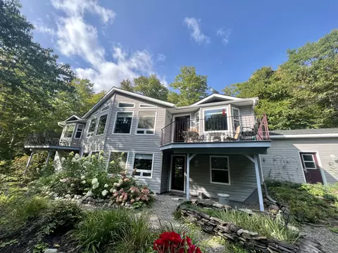 140 Hillcrest Ln, Dyer Brook, ME 04747