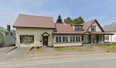 19 S Main St, Guilford, ME 04443