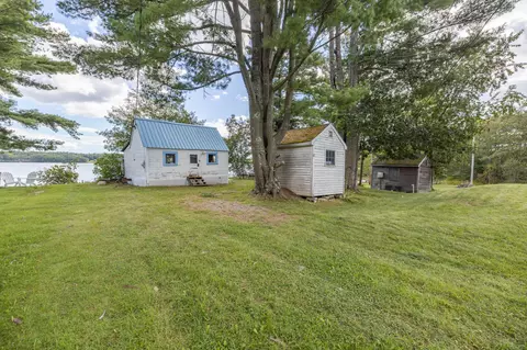 42 Johnson Way, Brunswick, ME 04011