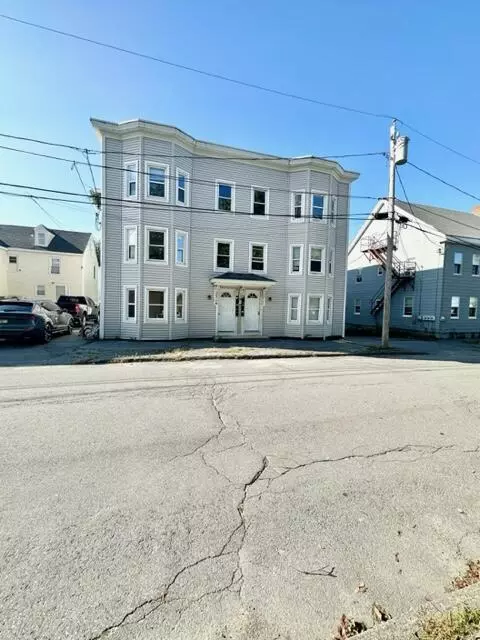 7 Hazel St, Biddeford, ME 04005