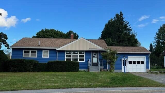 96 Enfield Rd, Lincoln, ME 04457