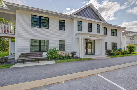37 Mill Commons Dr #126, Scarborough, ME 04074