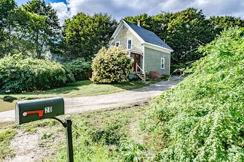 20 Hall Rd, Woolwich, ME 04579 photo 1