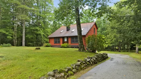 49 Old Portland Rd, North Waterboro, ME 04061
