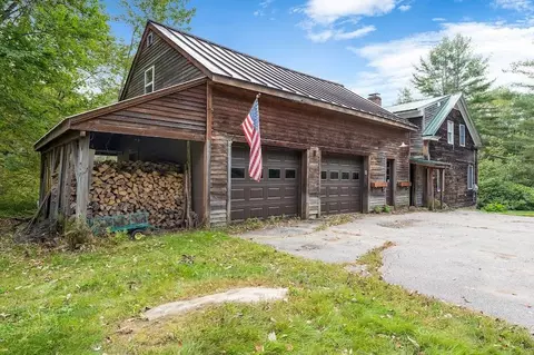 970 Pond Rd, Mount Vernon, ME 04352