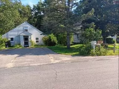 28 Pollard Ave, Brunswick, ME 04011