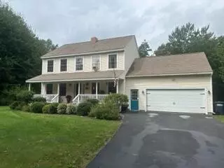 28 Cheechako Rd, Buxton, ME 04093