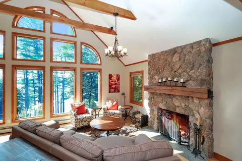 71 Hickory Hill Ln, Oxford, ME 04270