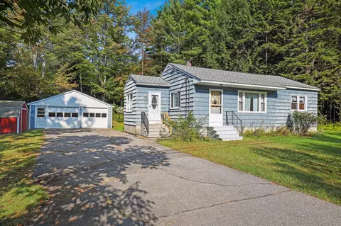 51 Backkingdom Rd, Mexico, ME 04257
