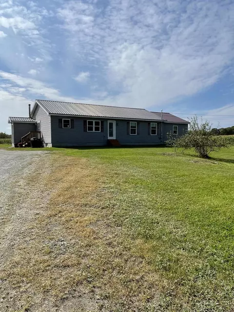 556 Norton Hill Rd, Dover Foxcroft, ME 04426