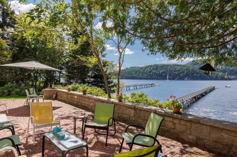 62 Sargeant Dr, Mount Desert, ME 04660