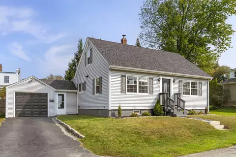 29 Lemont Ave, Lewiston, ME 04240