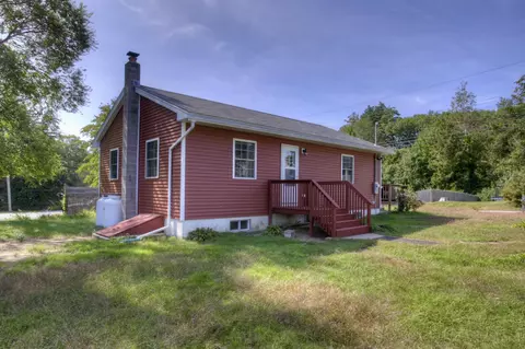 32 Trafton St, Sanford, ME 04073
