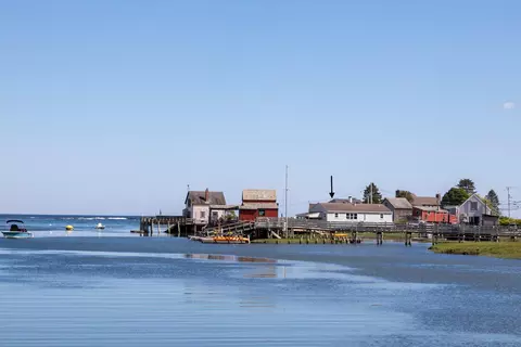 84 Turbats Creek Rd, Kennebunkport, ME 04046