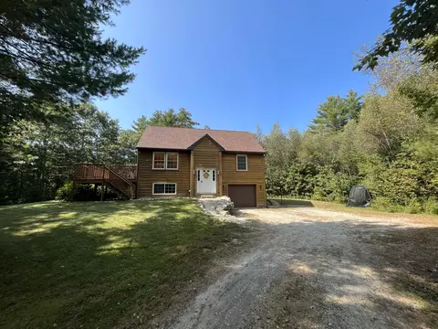 426 N Shore Dr, New Gloucester, ME 04260