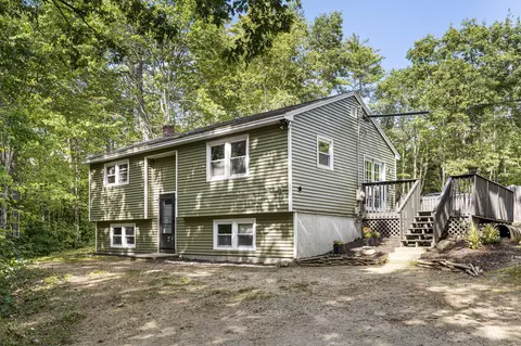 35 Glen Dr, Casco, ME 04015