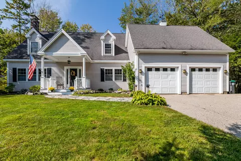 11 Canterbury Cir, Kennebunk, ME 04043