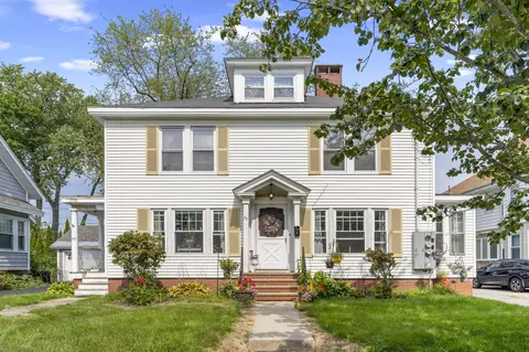 27-29 Deerfield Rd, Portland, ME 04101