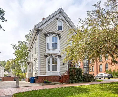 42 State St #1, Portland, ME 04101