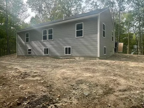 179 Burnham Rd, Limerick, ME 04048