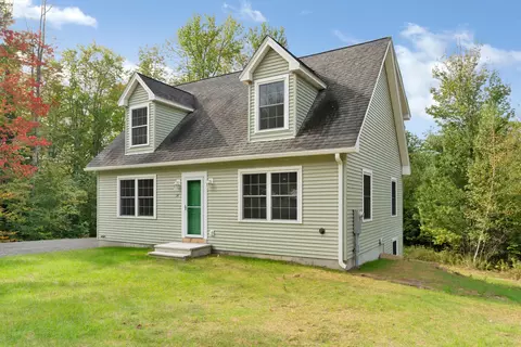 14 Havlina Ln, Sanford, ME 04073