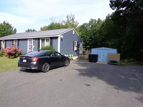 15 Ashmont St, Sanford, ME 04073