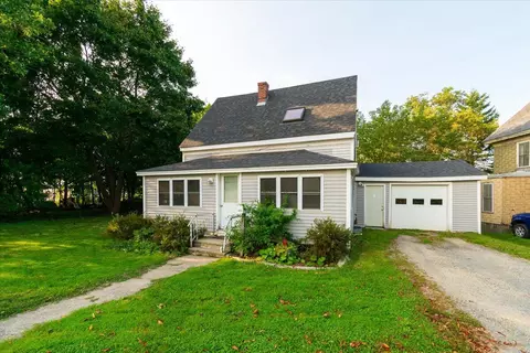 155 Pleasant St, Rockland, ME 04841