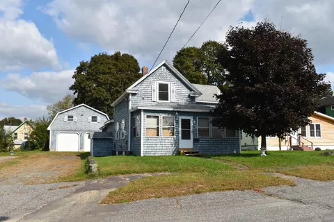 45 Knox St, Millinocket, ME 04462