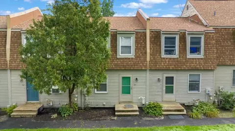 54 Broadview Ave #54, Auburn, ME 04210