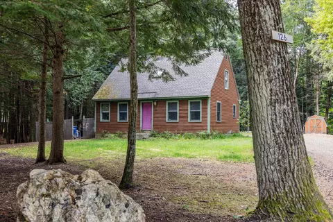 126 Northland Rd, Lake Arrowhead, ME 04061