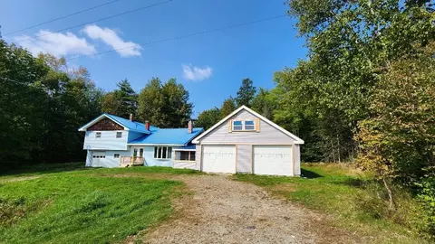 12 Porter Ln, Lowell, ME 04417