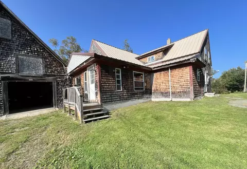 470 Mohawk Rd, Enfield, ME 04493