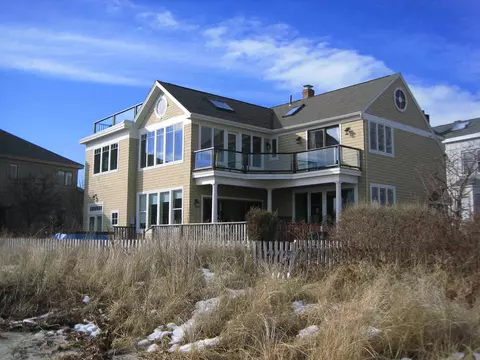 10 Myrtle Ave, South Portland, ME 04106