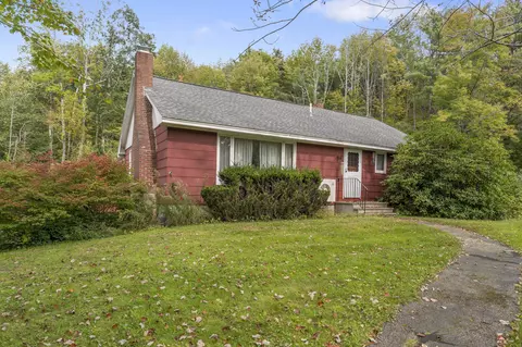 282 East Pittston Rd, Pittston, ME 04345