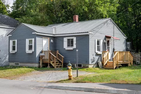 38 Burnham St, Old Town, ME 04468