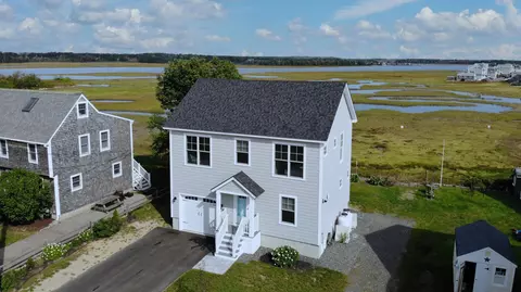 19 Johnson Ln, Wells, ME 04090