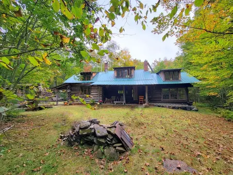 113 Langevin Ln, Chesterville, ME 04938