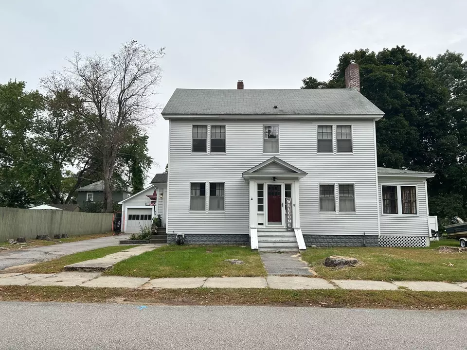 10 Freemont St, Sanford, ME 04073 28 Photos Movoto